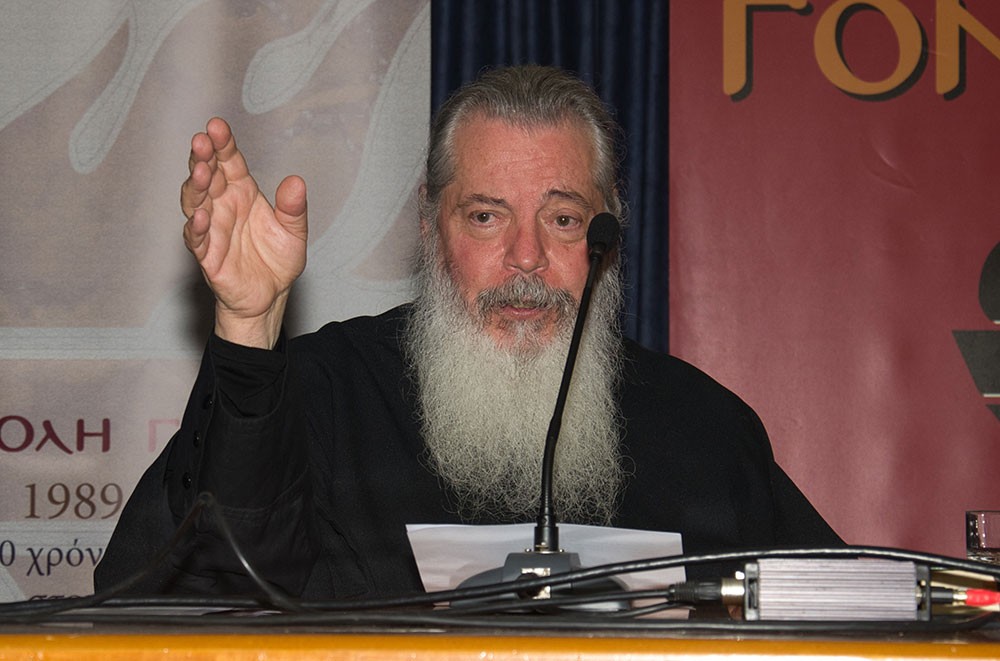 Από την συγκλονιστική κατάθεση ψυχής του π. Πέτρου Ζώη για τον γέροντα του, μακαριστό π. Εφραίμ Αριζονίτη στην Σχολή Γονέων Κατερίνης 2-12-2024