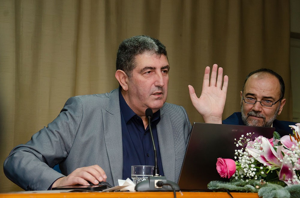 Το θέμα της εξαιρετικής  ομιλίας την Δευτέρα 1-12-2025 του κ. Παπαπροδρόμου ήταν: «Η οικονομική διάσταση του κυβερνοεγκλήματος».  Θέμα τεράστιο και με πολλές διαστάσεις πέραν της οικονομικής. Η εκδήλωση έγινε σε Συνδιοργάνωση με την Διεύθυνση Αστυνομίας Πιερίας.