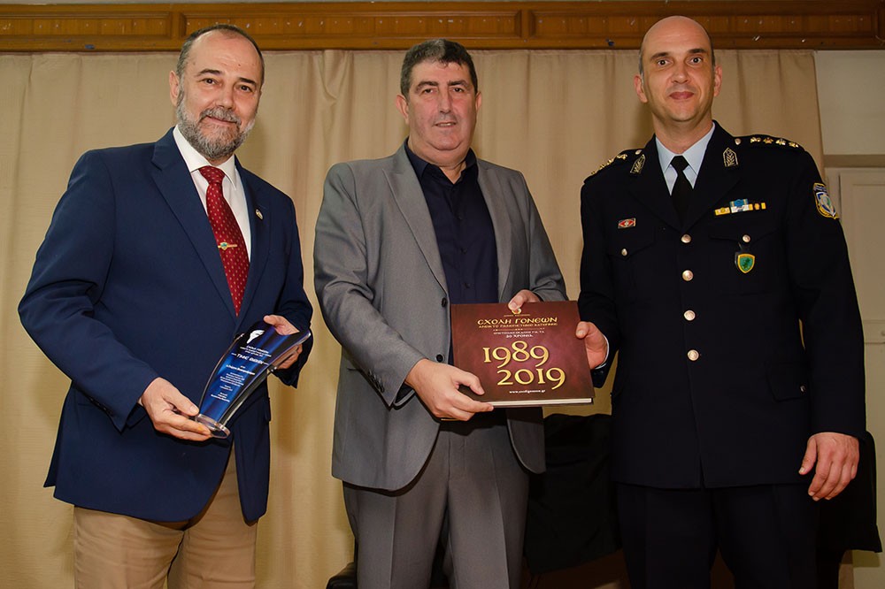 Το θέμα της εξαιρετικής  ομιλίας την Δευτέρα 1-12-2025 του κ. Παπαπροδρόμου ήταν: «Η οικονομική διάσταση του κυβερνοεγκλήματος».  Θέμα τεράστιο και με πολλές διαστάσεις πέραν της οικονομικής. Η εκδήλωση έγινε σε Συνδιοργάνωση με την Διεύθυνση Αστυνομίας Πιερίας.