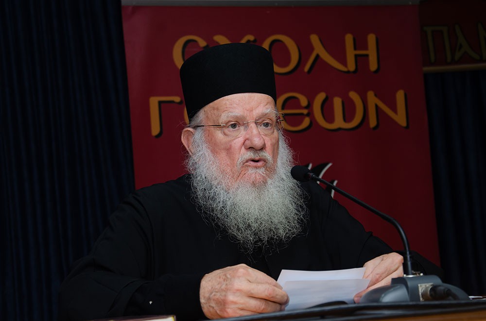 «Γνωριμία» με έναν Άγιο. Τον Άγιο Ιερώνυμο τον Σιμωνοπετρίτη είχαν την χαρά και την Ευλογία να γνωρίσουν οι φίλοι της Σχολής&nbsp; Γονέων Κατερίνης την Δευτέρα 10-11-2025 μέσα από την ομιλία του ιερομονάχου π. Μύρωνος Σιμωνοπετρίτη ο οποίος με γλαφυρό τρόπο παρουσίασε την βιωτή του Οσίου Ιερώνυμου Σιμωνοπετρίτη, του Μικρασιάτη.