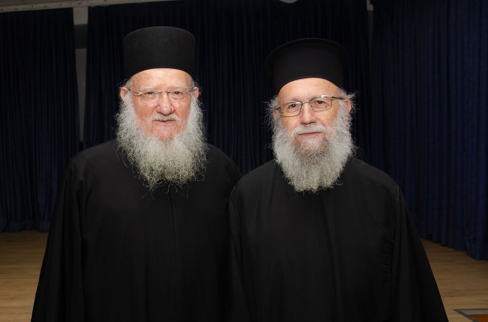 «Γνωριμία» με έναν Άγιο. Τον Άγιο Ιερώνυμο τον Σιμωνοπετρίτη είχαν την χαρά και την Ευλογία να γνωρίσουν οι φίλοι της Σχολής&nbsp; Γονέων Κατερίνης την Δευτέρα 10-11-2025 μέσα από την ομιλία του ιερομονάχου π. Μύρωνος Σιμωνοπετρίτη ο οποίος με γλαφυρό τρόπο παρουσίασε την βιωτή του Οσίου Ιερώνυμου Σιμωνοπετρίτη, του Μικρασιάτη.