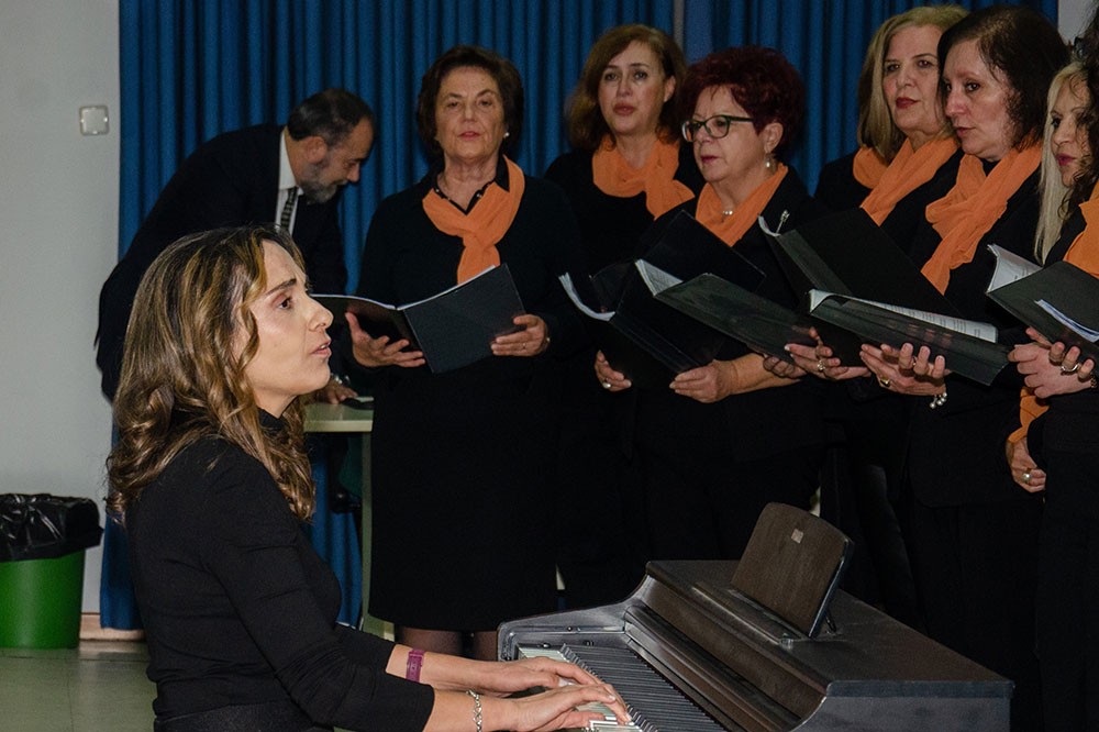 Η κ.  Μαρία Γκόσμα, μαία και συγγραφέας ήταν η επίσημη ομιλήτρια την Δευτέρα 17-11-2025 στην Σχολή Γονέων Κατερίνης με θέμα: «Δημιουργία Ζωής» και περιέγραψε -ολιστικά- την βιολογική και ψυχοπνευματική μας ανάπτυξη και εξέλιξη κατά την ενδομήτρια ζωή μας, με απλό και  κατανοητό τρόπο. 