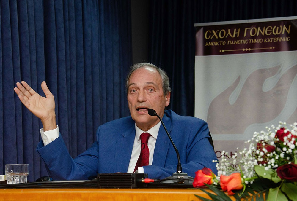 Συγκλόνισαν με τις προσωπικές τους μαρτυρίες για την Κρίση των Ιμίων ο Αντιναύαρχος Π.Ν. ε.α. Σπυρίδων Κονιδάρης και ο Υποναύαρχος Π.Ν. ε.α. Δημήτριος Τσαΐλάς την Δευτέρα 26 Ιανουαρίου 2026 στο αφιέρωμα της Σχολής Γονέων – Ανοικτό Πανεπιστήμιο Κατερίνης με αφορμή τα 30 χρόνια από την κρίση των Ιμίων η οποία κορυφώθηκε τις πρώτες πρωινές ώρες της 31ης Ιανουαρίου 1996, φέρνοντας Ελλάδα και Τουρκία στα πρόθυρα ένοπλης αντιπαράθεσης.  