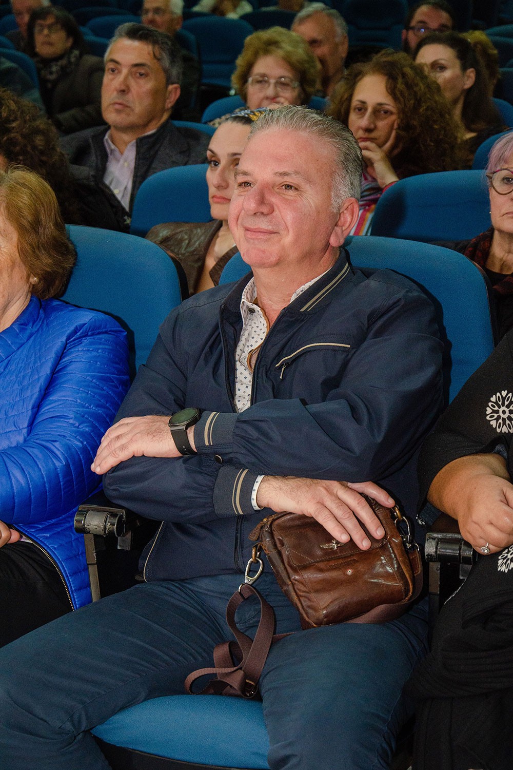 Συγκινητική η ομιλία του Δρ. Σύγχρονης Ιστορίας Α.Π.Θ. και συγγραφέα Βλάση Αγτζίδη που πραγματοποιήθηκε την Δευτέρα 3 Νοεμβρίου 2025 στην Σχολή Γονέων – Ανοικτό Πανεπιστήμιο Κατερίνης σε Συνδιοργάνωση με την Ένωση Ποντίων Πιερίας που είχε θέμα την μεγάλη ανθρωπιστική επιχείρηση «Χρυσόμαλλο δέρας» που οργάνωσε και υλοποίησε η Ελλάδα για να παραλάβει τους Έλληνες ομογενείς στην Αμπχαζία.