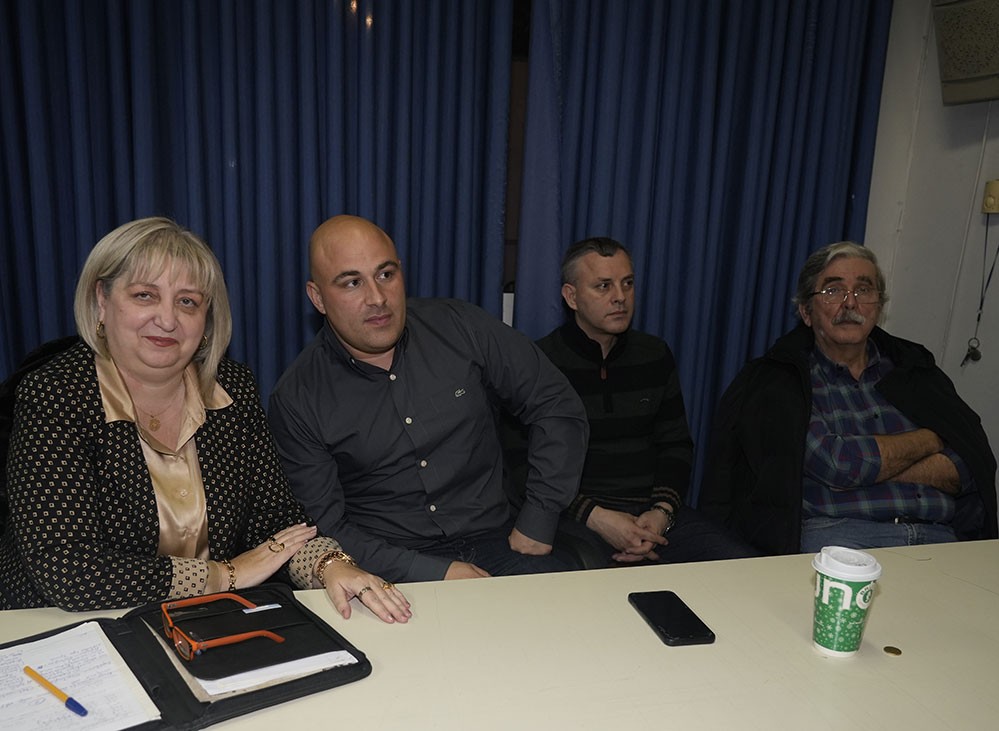 Συγκλονιστικός ο παπά Βαγγέλης Παπανικολάου στην κατάμεστη αίθουσα του Συνεδριακού κέντρου Κατερίνης με θέμα: «Ίνα τι κρίνεις τον αδερφό σου;» την Δευτέρα 8-12-2025. 